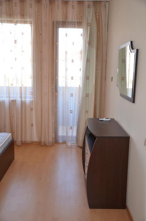 Apartments In Complex Chateau Nessebar スヴェティ・ヴラス エクステリア 写真