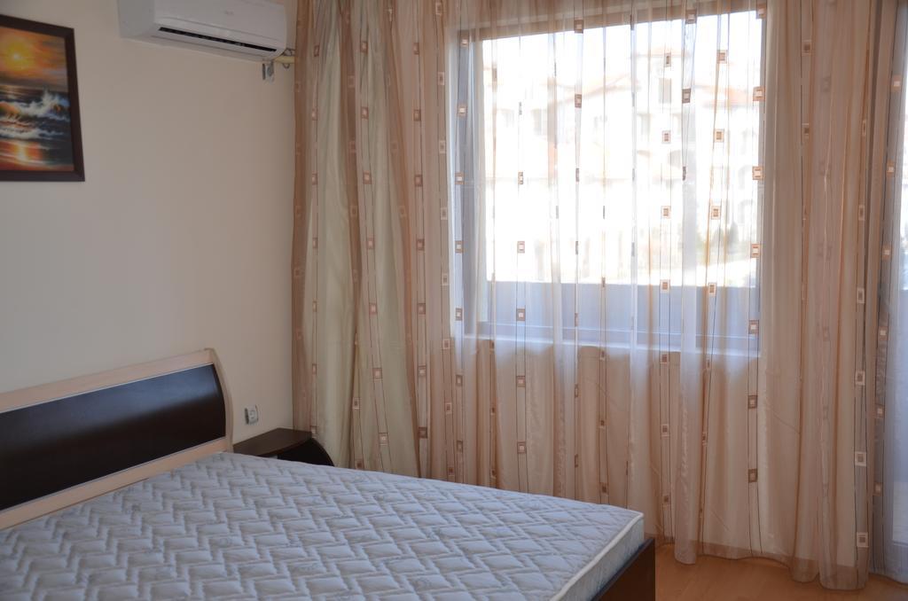 Apartments In Complex Chateau Nessebar スヴェティ・ヴラス エクステリア 写真