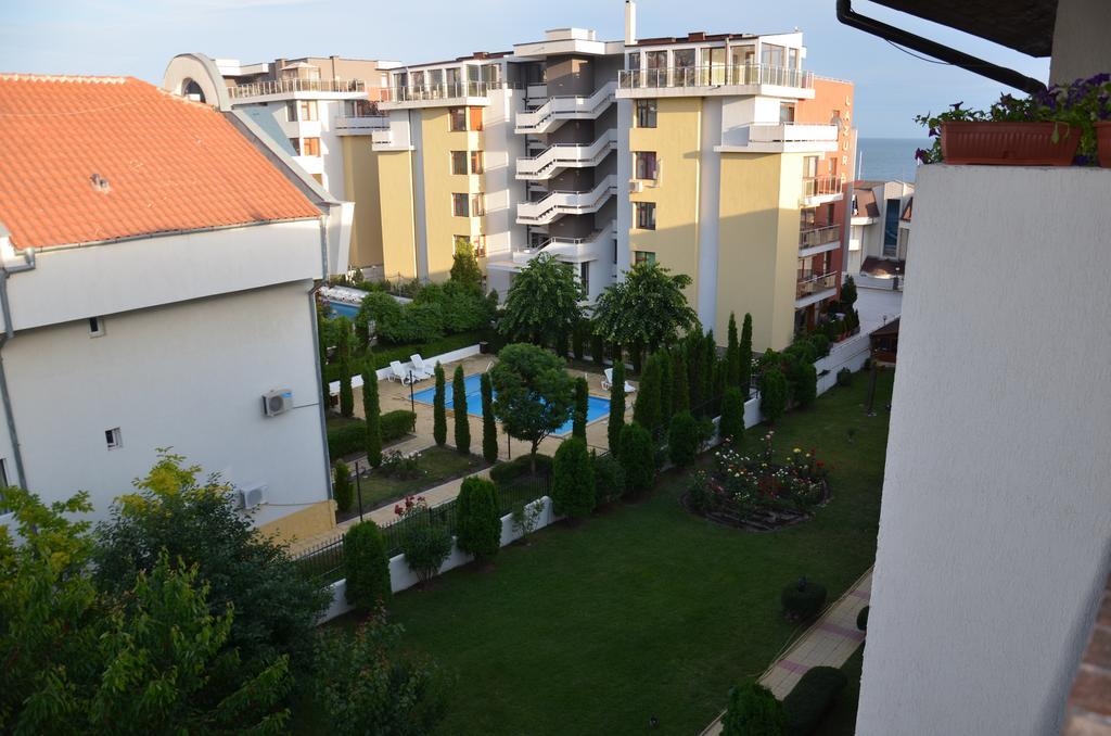 Apartments In Complex Chateau Nessebar スヴェティ・ヴラス エクステリア 写真