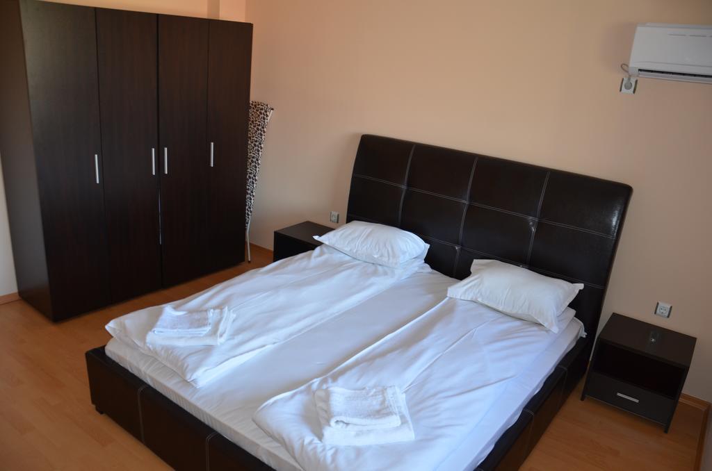 Apartments In Complex Chateau Nessebar スヴェティ・ヴラス エクステリア 写真