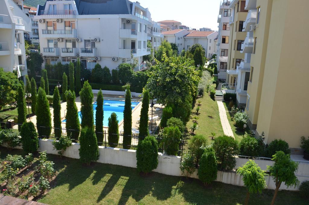 Apartments In Complex Chateau Nessebar スヴェティ・ヴラス エクステリア 写真